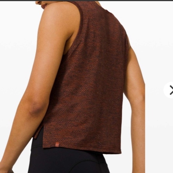 Lululemon Train to Be Tank EUC - Picture 6 of 12